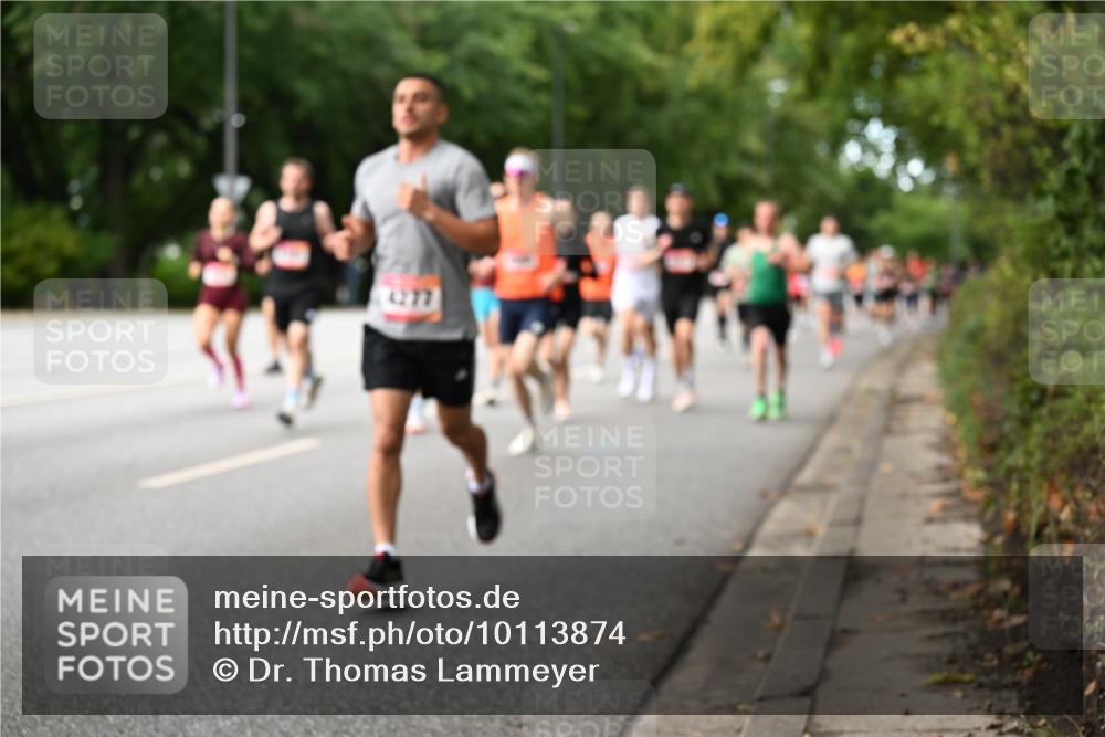 06.09.2026 - CURREX Alsterlauf Dr. Thomas Lammeyer http://msf.ph/oto/10113874 06.09.2026 09:06:14 Laufen 4277 meine-sportfotos.de