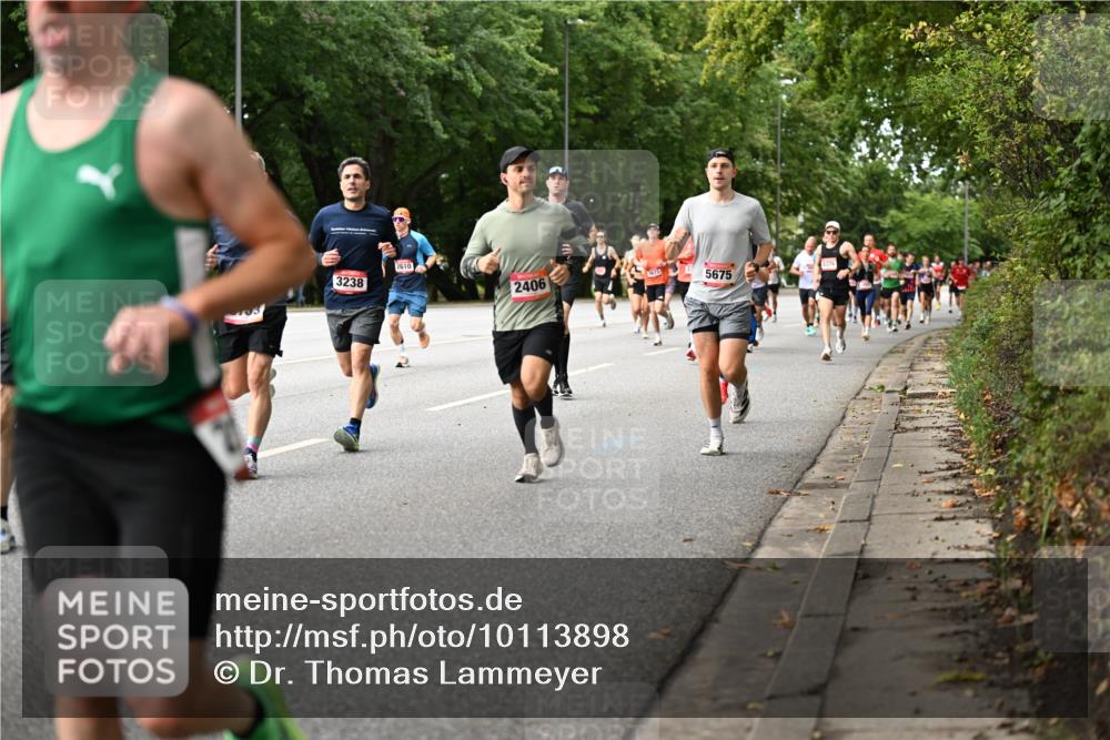 06.09.2026 - CURREX Alsterlauf Dr. Thomas Lammeyer http://msf.ph/oto/10113898 06.09.2026 09:06:18 Laufen 3238, 2610, 2406, 5675 meine-sportfotos.de