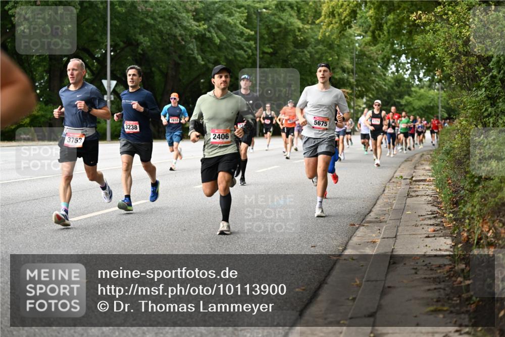 06.09.2026 - CURREX Alsterlauf Dr. Thomas Lammeyer http://msf.ph/oto/10113900 06.09.2026 09:06:18 Laufen 3753, 3238, 2610, 2406, 5675 meine-sportfotos.de