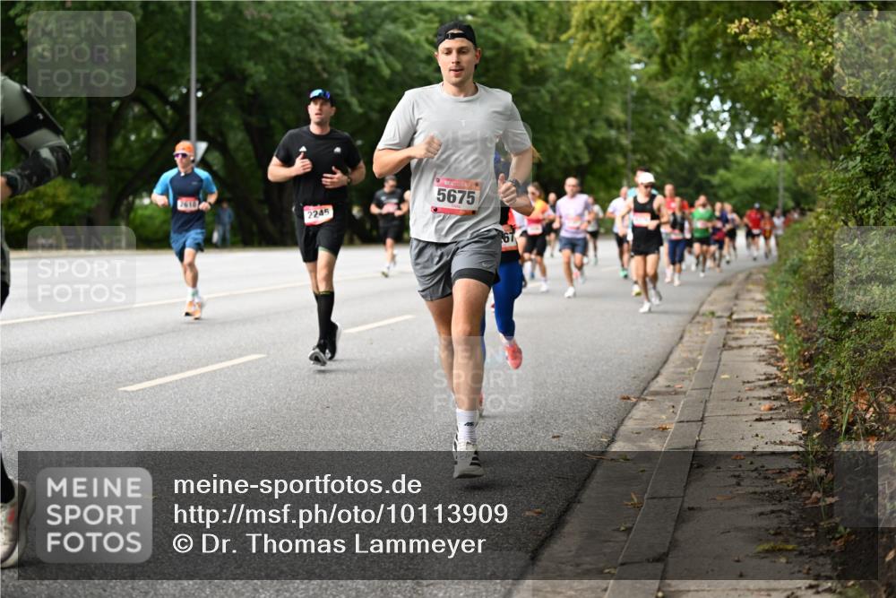 06.09.2026 - CURREX Alsterlauf Dr. Thomas Lammeyer http://msf.ph/oto/10113909 06.09.2026 09:06:19 Laufen 2245, 5675 meine-sportfotos.de