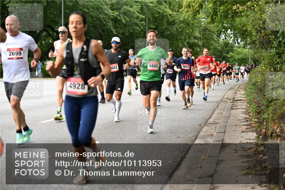 06.09.2026 - CURREX Alsterlauf Dr. Thomas Lammeyer http://msf.ph/oto/10113953 06.09.2026 09:06:26 Laufen 2699, 4928, 443, 5805, 3615, 3366, 3489 meine-sportfotos.de