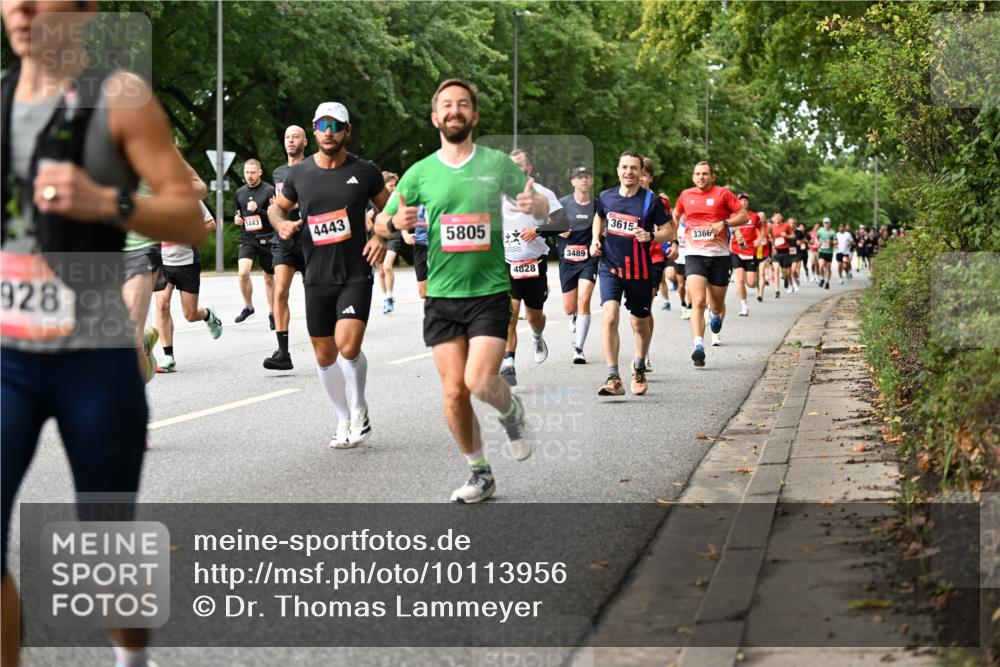 06.09.2026 - CURREX Alsterlauf Dr. Thomas Lammeyer http://msf.ph/oto/10113956 06.09.2026 09:06:27 Laufen 928, 5443, 4443, 5805, 4828, 3489, 3615, 3366 meine-sportfotos.de