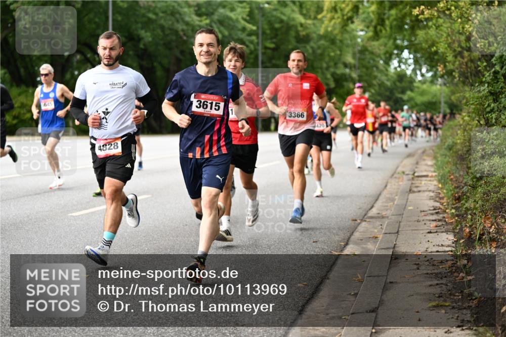 06.09.2026 - CURREX Alsterlauf Dr. Thomas Lammeyer http://msf.ph/oto/10113969 06.09.2026 09:06:28 Laufen 1645, 2026, 3615, 4828, 3366 meine-sportfotos.de