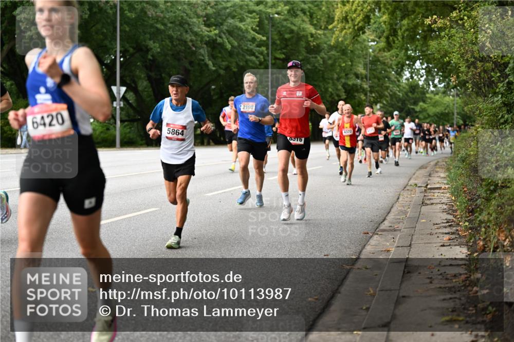 06.09.2026 - CURREX Alsterlauf Dr. Thomas Lammeyer http://msf.ph/oto/10113987 06.09.2026 09:06:31 Laufen 6420, 5864, 2198, 4372, 431, 0316 meine-sportfotos.de