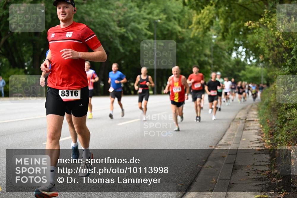 06.09.2026 - CURREX Alsterlauf Dr. Thomas Lammeyer http://msf.ph/oto/10113998 06.09.2026 09:06:33 Laufen 8316 meine-sportfotos.de