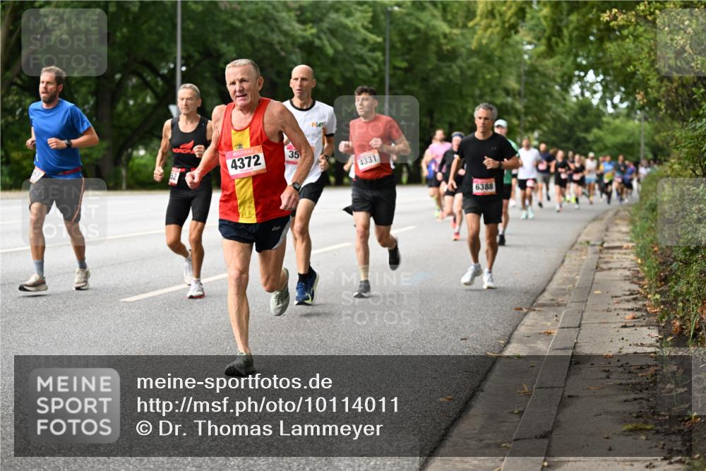 06.09.2026 - CURREX Alsterlauf Dr. Thomas Lammeyer http://msf.ph/oto/10114011 06.09.2026 09:06:35 Laufen 4372, 35, 4331, 6388 meine-sportfotos.de