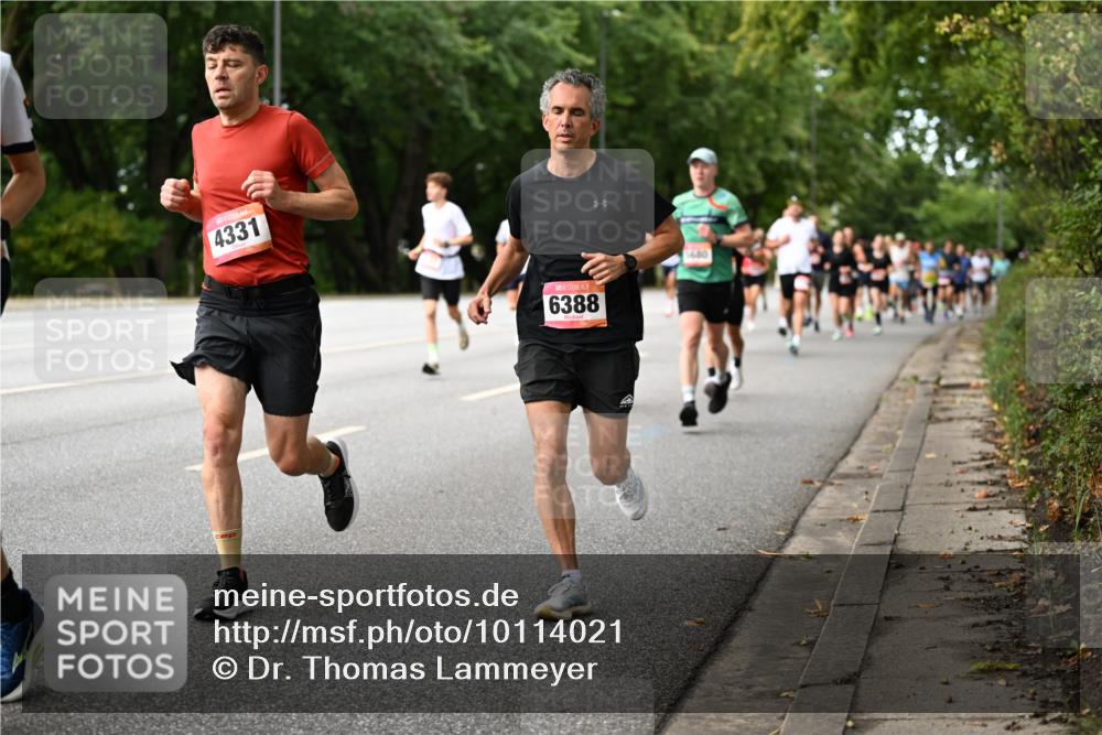06.09.2026 - CURREX Alsterlauf Dr. Thomas Lammeyer http://msf.ph/oto/10114021 06.09.2026 09:06:36 Laufen 4331, 6388, 56, 80 meine-sportfotos.de