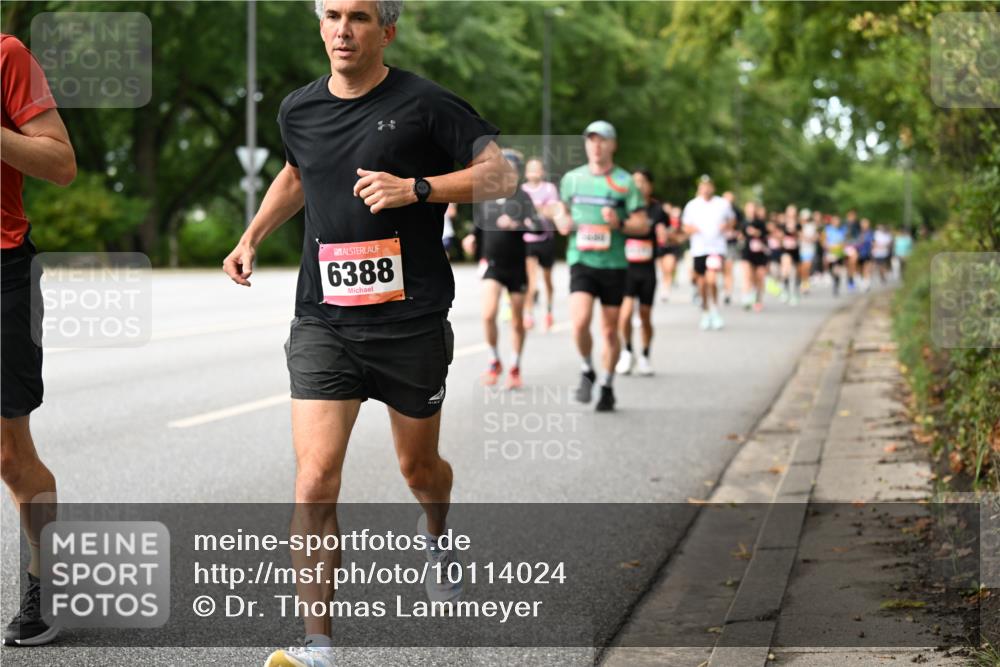 06.09.2026 - CURREX Alsterlauf Dr. Thomas Lammeyer http://msf.ph/oto/10114024 06.09.2026 09:06:37 Laufen 6388 meine-sportfotos.de