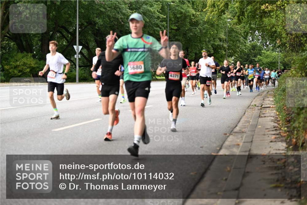 06.09.2026 - CURREX Alsterlauf Dr. Thomas Lammeyer http://msf.ph/oto/10114032 06.09.2026 09:06:38 Laufen 5680, 6371, 5874, 824 meine-sportfotos.de