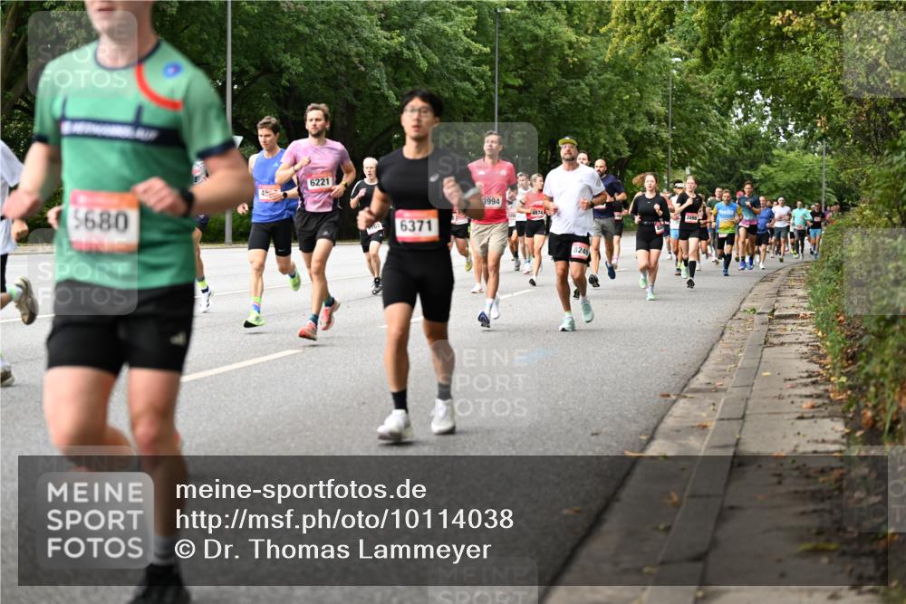 06.09.2026 - CURREX Alsterlauf Dr. Thomas Lammeyer http://msf.ph/oto/10114038 06.09.2026 09:06:38 Laufen 5680, 45, 6221, 02, 6371, 3994, 2250, 3874, 8249, 2498 meine-sportfotos.de