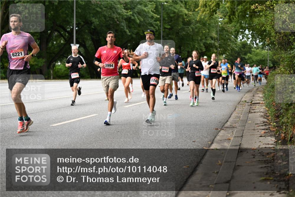 06.09.2026 - CURREX Alsterlauf Dr. Thomas Lammeyer http://msf.ph/oto/10114048 06.09.2026 09:06:40 Laufen 6221, 6102, 3994, 6109, 8249, 6450, 2498, 823 meine-sportfotos.de