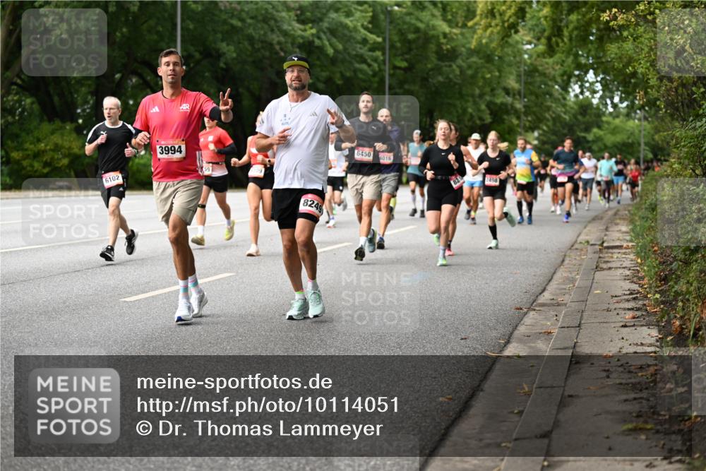 06.09.2026 - CURREX Alsterlauf Dr. Thomas Lammeyer http://msf.ph/oto/10114051 06.09.2026 09:06:40 Laufen 6102, 3994, 59, 6109, 8249, 6450, 4016, 2498 meine-sportfotos.de