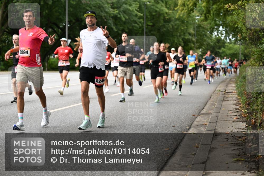 06.09.2026 - CURREX Alsterlauf Dr. Thomas Lammeyer http://msf.ph/oto/10114054 06.09.2026 09:06:41 Laufen 6, 3994, 1259, 8249, 6450 meine-sportfotos.de