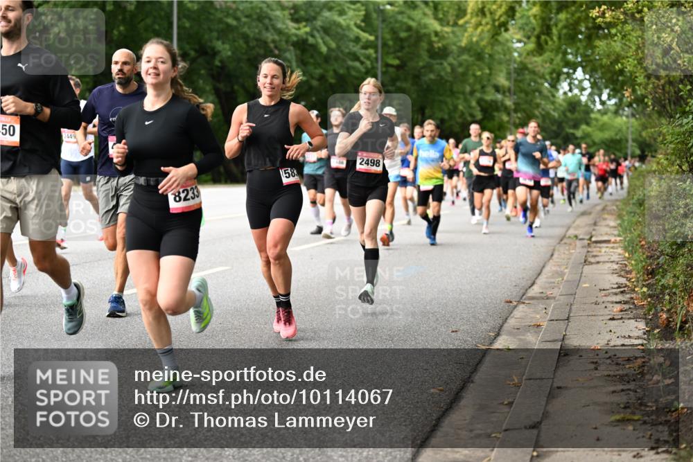06.09.2026 - CURREX Alsterlauf Dr. Thomas Lammeyer http://msf.ph/oto/10114067 06.09.2026 09:06:43 Laufen 50, 2449, 8233, 58, 2498 meine-sportfotos.de