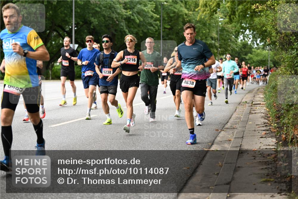 06.09.2026 - CURREX Alsterlauf Dr. Thomas Lammeyer http://msf.ph/oto/10114087 06.09.2026 09:06:46 Laufen 0405, 5370, 112, 5238, 3216, 315, 060, 2248, 4838 meine-sportfotos.de