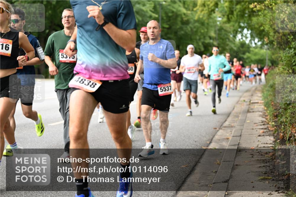 06.09.2026 - CURREX Alsterlauf Dr. Thomas Lammeyer http://msf.ph/oto/10114096 06.09.2026 09:06:47 Laufen 16, 53, 5, 4838, 60, 5537 meine-sportfotos.de