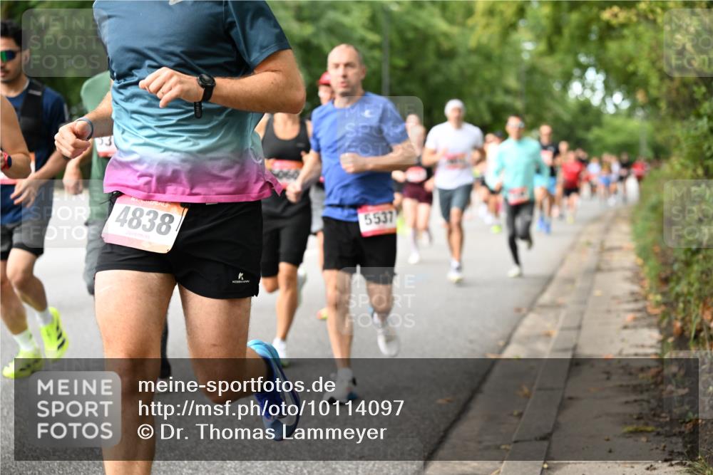 06.09.2026 - CURREX Alsterlauf Dr. Thomas Lammeyer http://msf.ph/oto/10114097 06.09.2026 09:06:48 Laufen 4838, 5537 meine-sportfotos.de