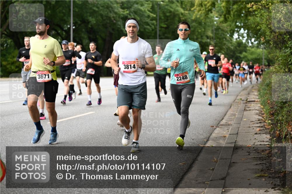 06.09.2026 - CURREX Alsterlauf Dr. Thomas Lammeyer http://msf.ph/oto/10114107 06.09.2026 09:06:49 Laufen 434, 3671, 3814, 2248 meine-sportfotos.de