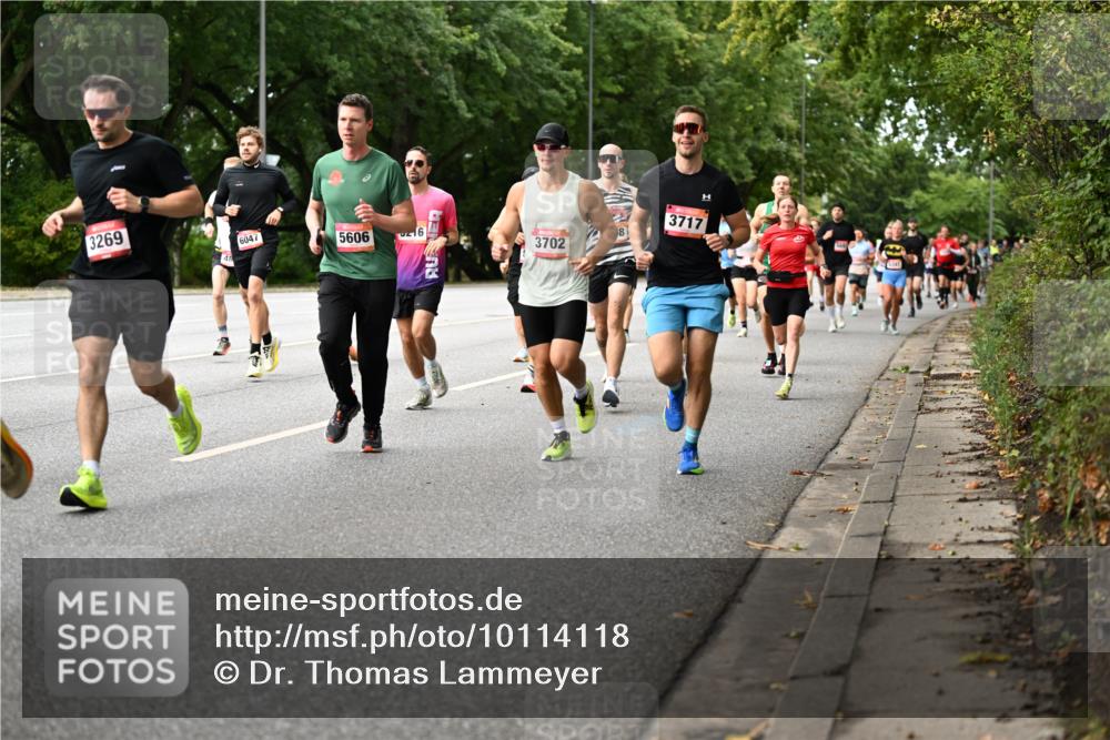 06.09.2026 - CURREX Alsterlauf Dr. Thomas Lammeyer http://msf.ph/oto/10114118 06.09.2026 09:06:51 Laufen 3269, 6047, 5606, 216, 3702, 3717 meine-sportfotos.de