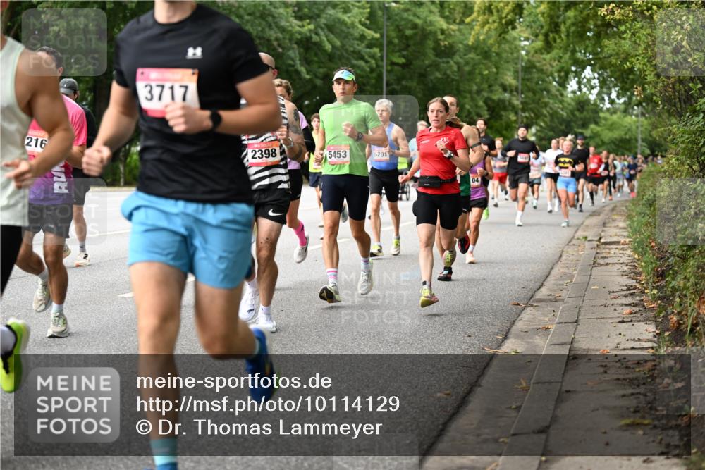 06.09.2026 - CURREX Alsterlauf Dr. Thomas Lammeyer http://msf.ph/oto/10114129 06.09.2026 09:06:53 Laufen 216, 3717, 2398, 5453, 6201, 04 meine-sportfotos.de