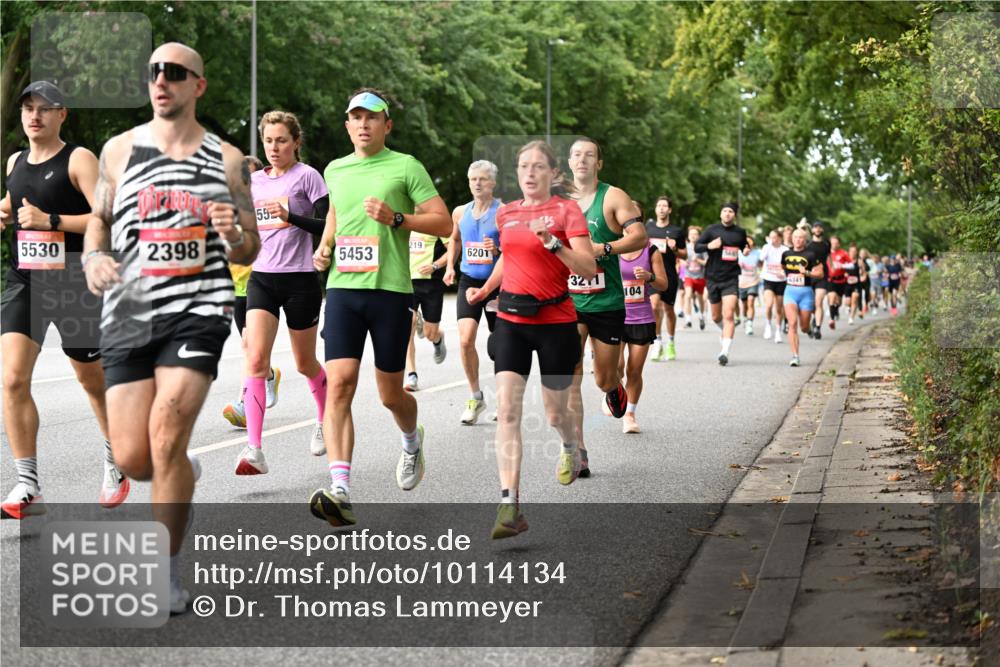 06.09.2026 - CURREX Alsterlauf Dr. Thomas Lammeyer http://msf.ph/oto/10114134 06.09.2026 09:06:53 Laufen 5530, 2398, 55, 219, 5453, 6201, 32, 1, 104, 5645, 341 meine-sportfotos.de