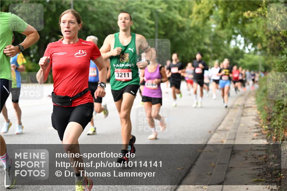 06.09.2026 - CURREX Alsterlauf Dr. Thomas Lammeyer http://msf.ph/oto/10114141 06.09.2026 09:06:54 Laufen 3211 meine-sportfotos.de