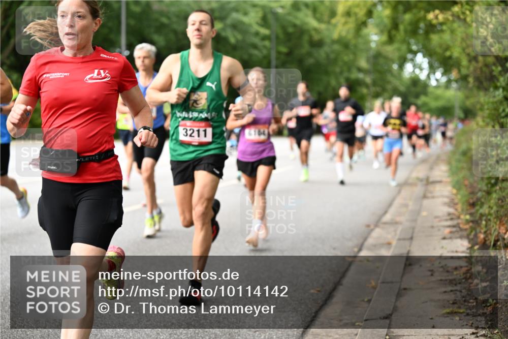 06.09.2026 - CURREX Alsterlauf Dr. Thomas Lammeyer http://msf.ph/oto/10114142 06.09.2026 09:06:54 Laufen 3211 meine-sportfotos.de