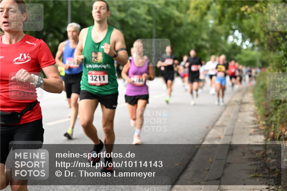 06.09.2026 - CURREX Alsterlauf Dr. Thomas Lammeyer http://msf.ph/oto/10114143 06.09.2026 09:06:54 Laufen 3211 meine-sportfotos.de
