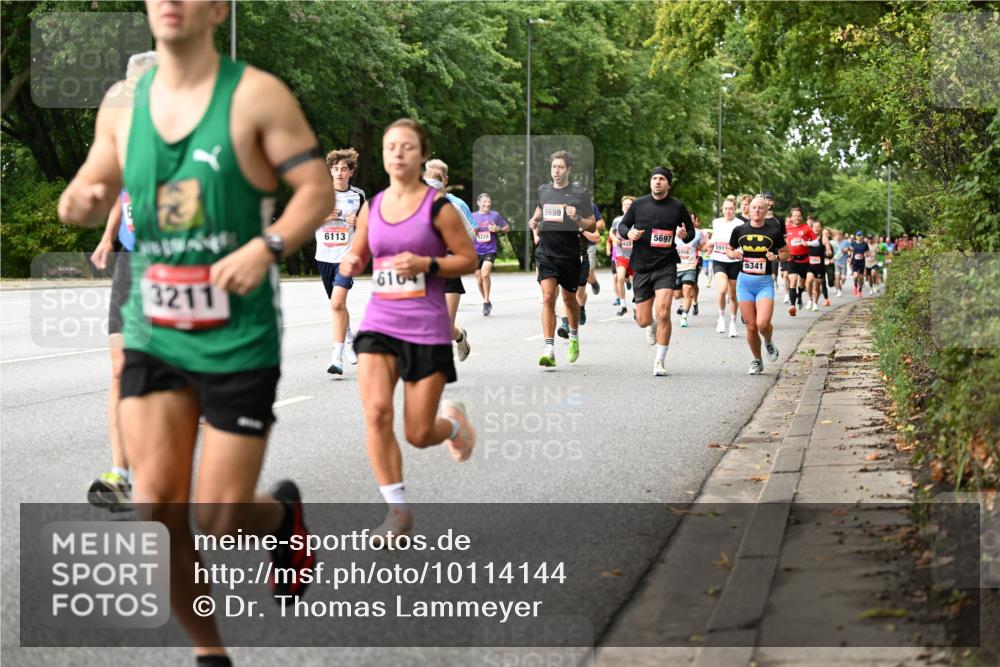 06.09.2026 - CURREX Alsterlauf Dr. Thomas Lammeyer http://msf.ph/oto/10114144 06.09.2026 09:06:55 Laufen 3211, 6113, 6104, 5699, 6224, 5697, 5919, 3956, 5341 meine-sportfotos.de