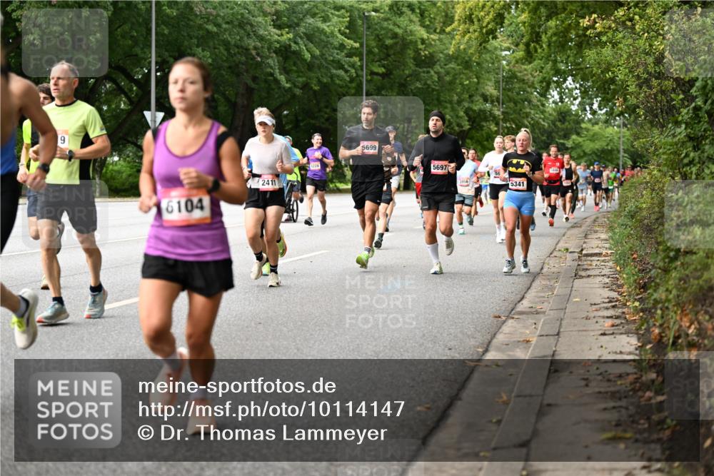 06.09.2026 - CURREX Alsterlauf Dr. Thomas Lammeyer http://msf.ph/oto/10114147 06.09.2026 09:06:55 Laufen 19, 6104, 2411, 8228, 5699, 5697, 5341 meine-sportfotos.de