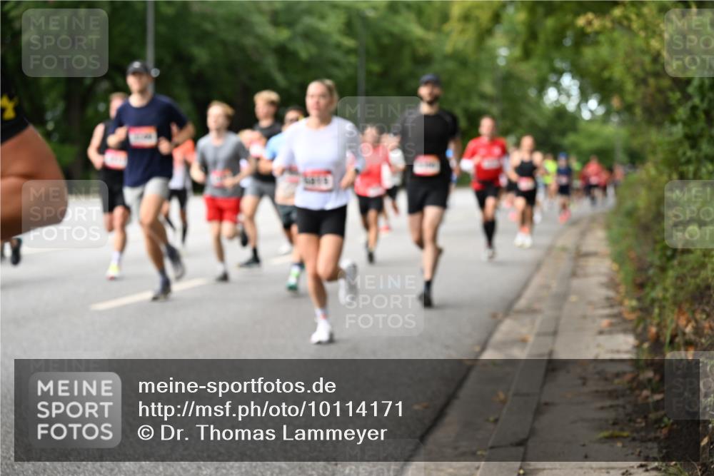 06.09.2026 - CURREX Alsterlauf Dr. Thomas Lammeyer http://msf.ph/oto/10114171 06.09.2026 09:06:59 Laufen  meine-sportfotos.de