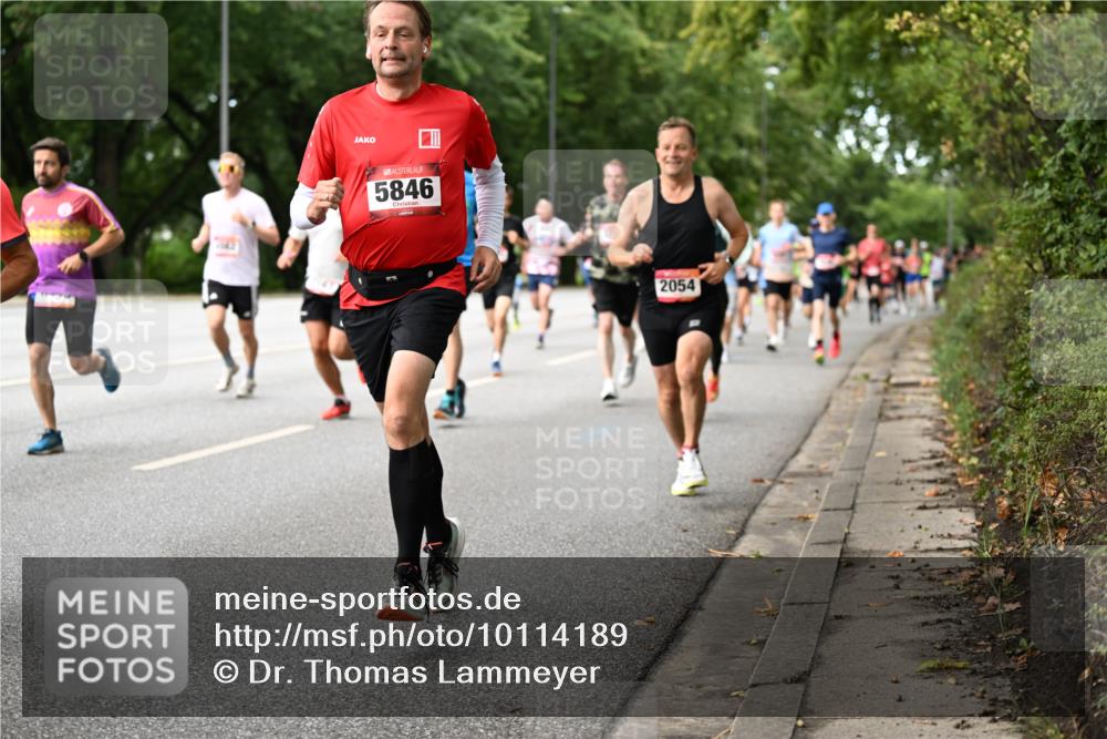 06.09.2026 - CURREX Alsterlauf Dr. Thomas Lammeyer http://msf.ph/oto/10114189 06.09.2026 09:07:02 Laufen 5846, 2054 meine-sportfotos.de