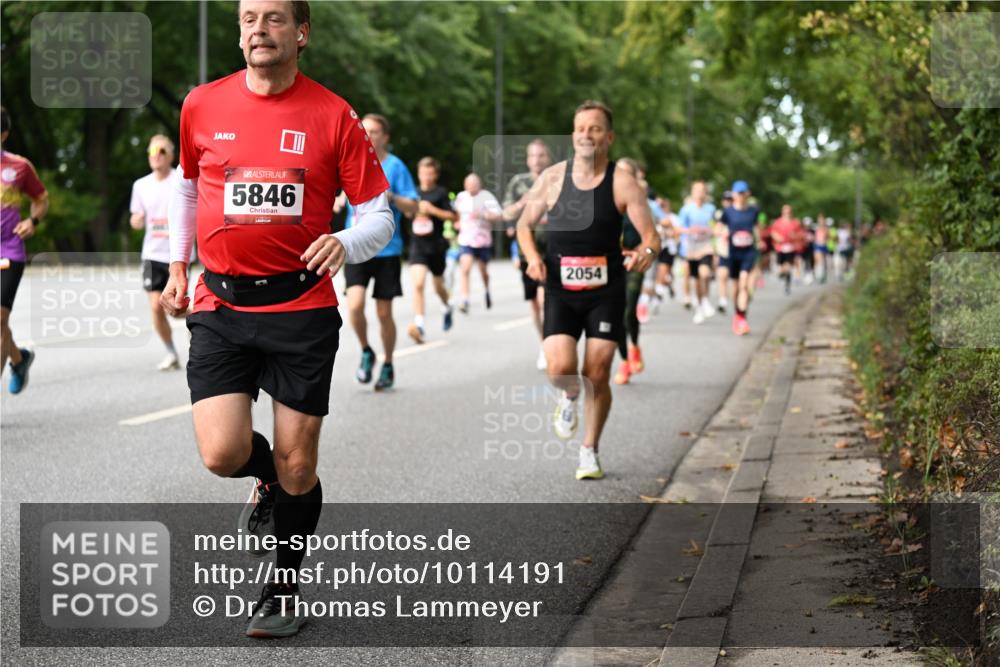 06.09.2026 - CURREX Alsterlauf Dr. Thomas Lammeyer http://msf.ph/oto/10114191 06.09.2026 09:07:02 Laufen 5846, 2054 meine-sportfotos.de