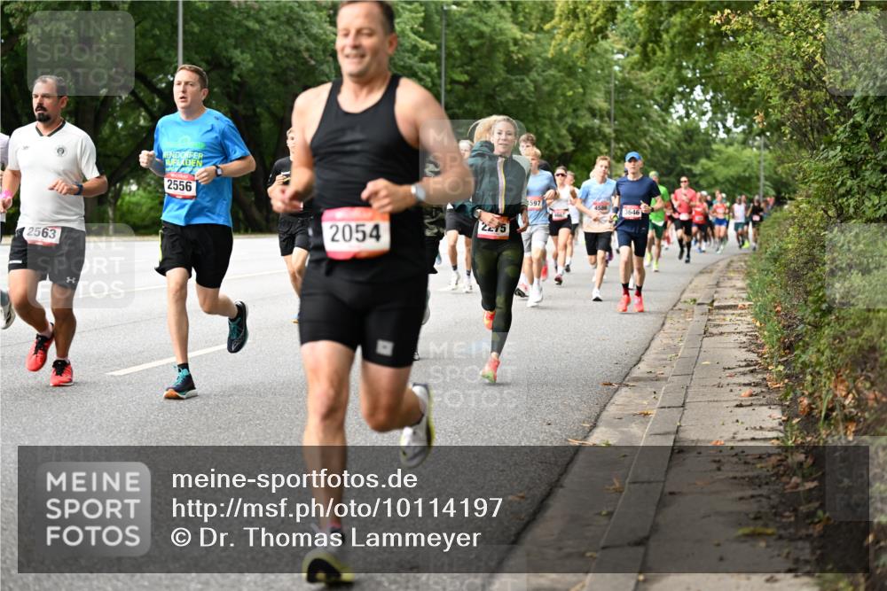 06.09.2026 - CURREX Alsterlauf Dr. Thomas Lammeyer http://msf.ph/oto/10114197 06.09.2026 09:07:03 Laufen 2563, 2556, 2275, 2054, 597, 4586, 3646 meine-sportfotos.de