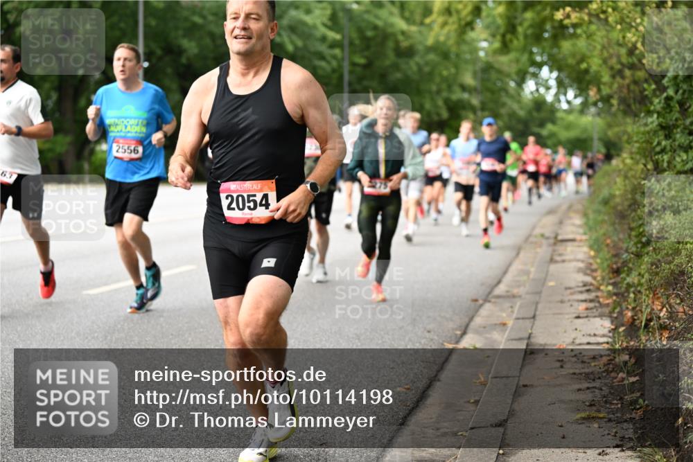 06.09.2026 - CURREX Alsterlauf Dr. Thomas Lammeyer http://msf.ph/oto/10114198 06.09.2026 09:07:03 Laufen 6, 3, 2556, 2054 meine-sportfotos.de