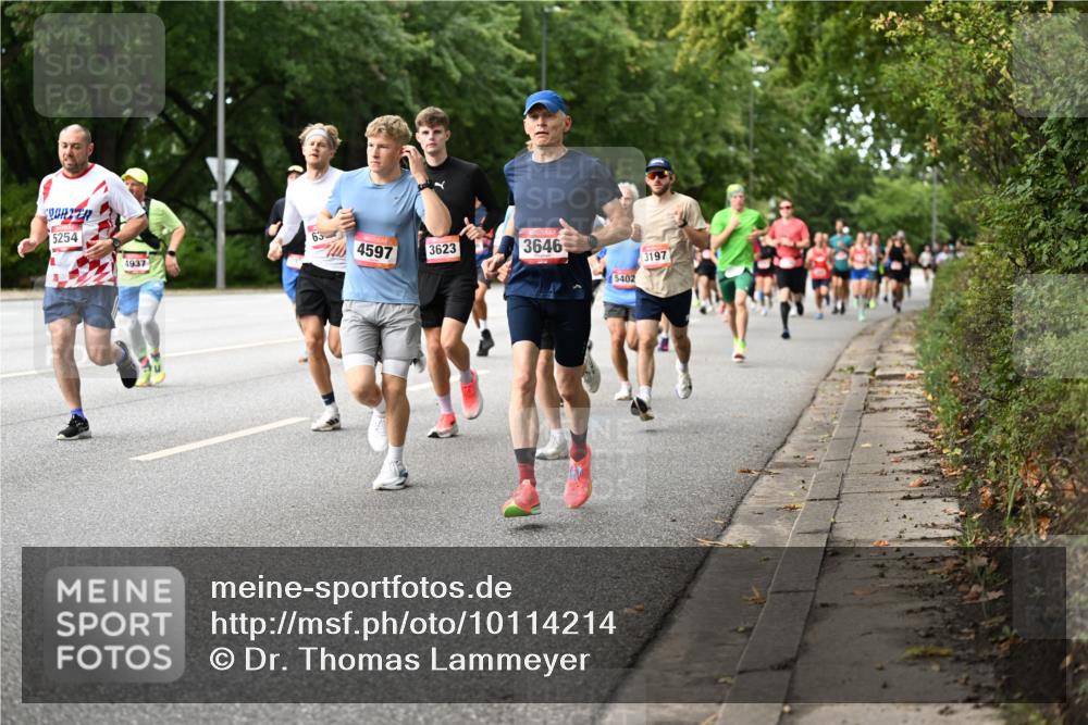 06.09.2026 - CURREX Alsterlauf Dr. Thomas Lammeyer http://msf.ph/oto/10114214 06.09.2026 09:07:06 Laufen 5254, 4597, 3623, 3646, 4937, 5402, 3197 meine-sportfotos.de