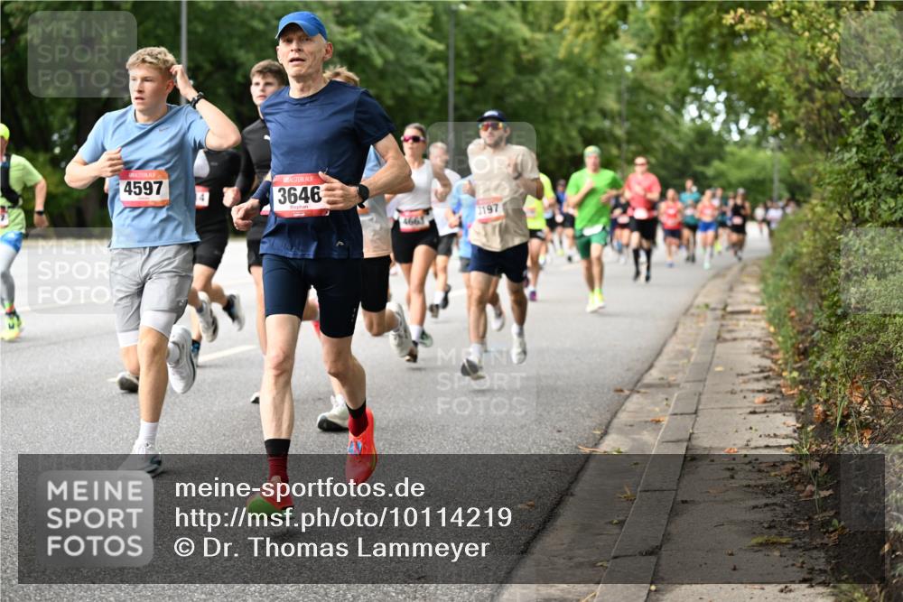 06.09.2026 - CURREX Alsterlauf Dr. Thomas Lammeyer http://msf.ph/oto/10114219 06.09.2026 09:07:06 Laufen 4597, 4, 3646, 197, 4663 meine-sportfotos.de