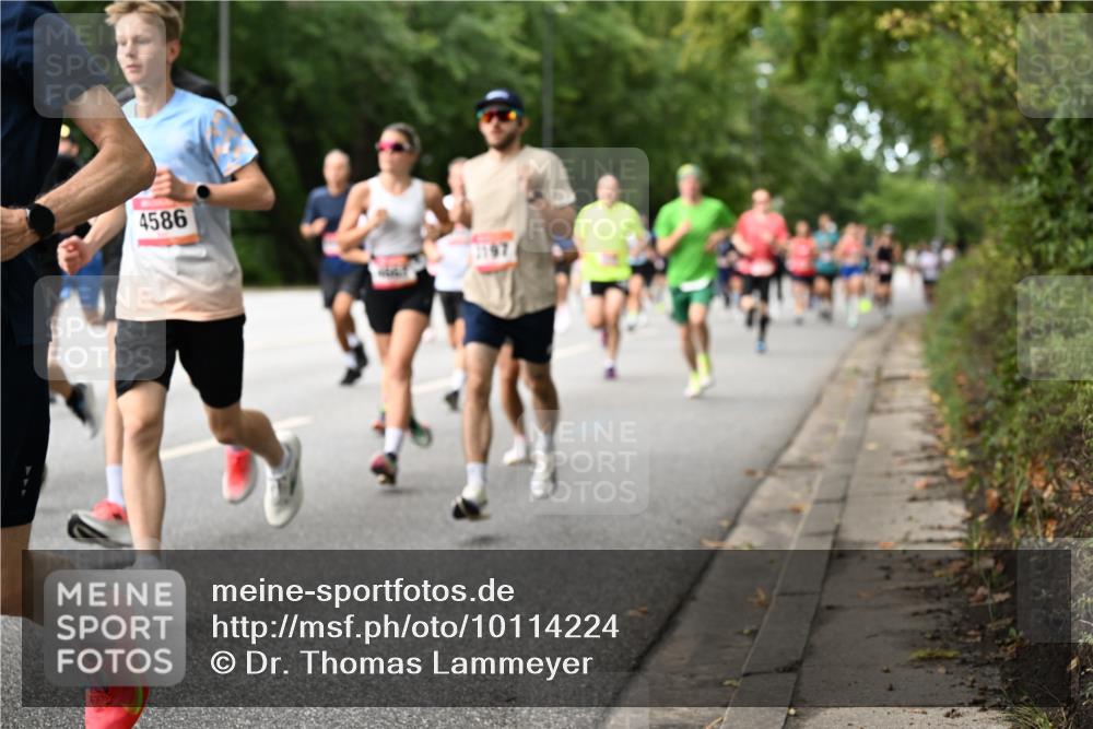 06.09.2026 - CURREX Alsterlauf Dr. Thomas Lammeyer http://msf.ph/oto/10114224 06.09.2026 09:07:07 Laufen 4586 meine-sportfotos.de