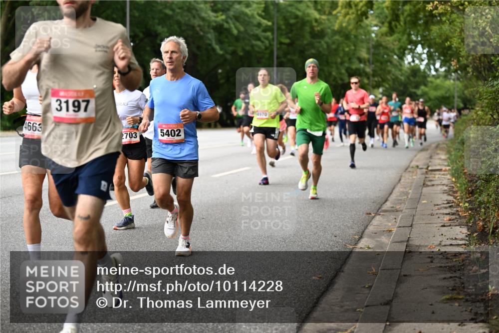 06.09.2026 - CURREX Alsterlauf Dr. Thomas Lammeyer http://msf.ph/oto/10114228 06.09.2026 09:07:08 Laufen 4663, 3197, 2703, 5402, 4970 meine-sportfotos.de