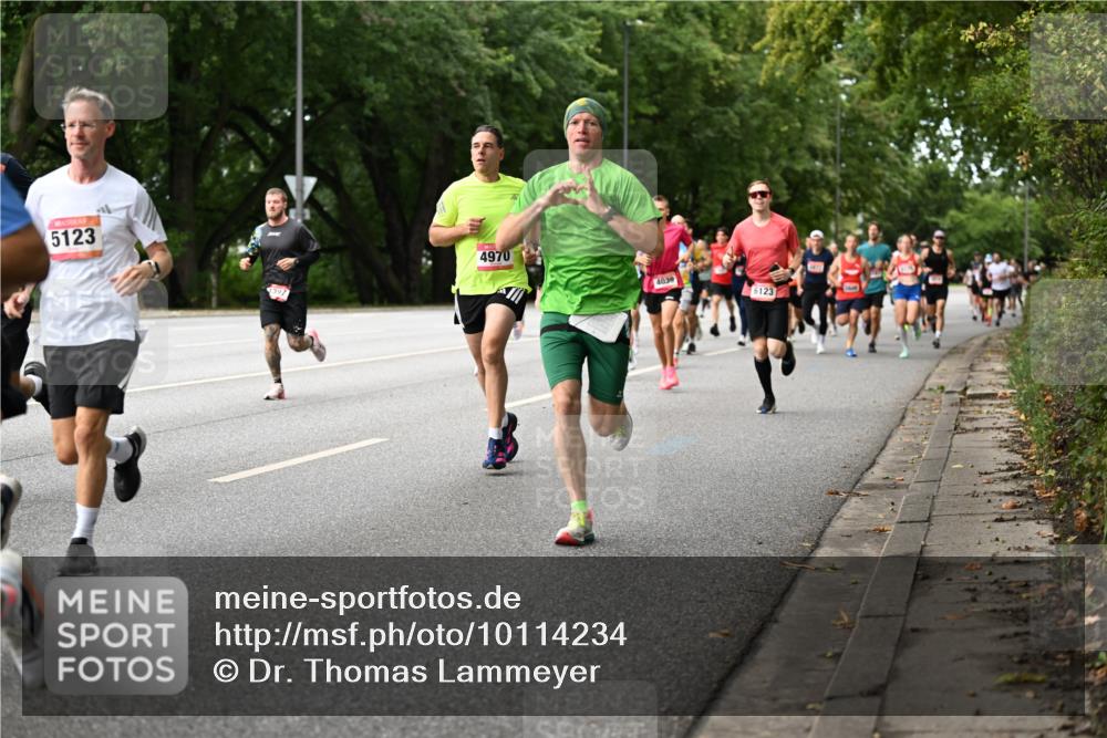 06.09.2026 - CURREX Alsterlauf Dr. Thomas Lammeyer http://msf.ph/oto/10114234 06.09.2026 09:07:09 Laufen 5123, 4970, 4039, 6123 meine-sportfotos.de