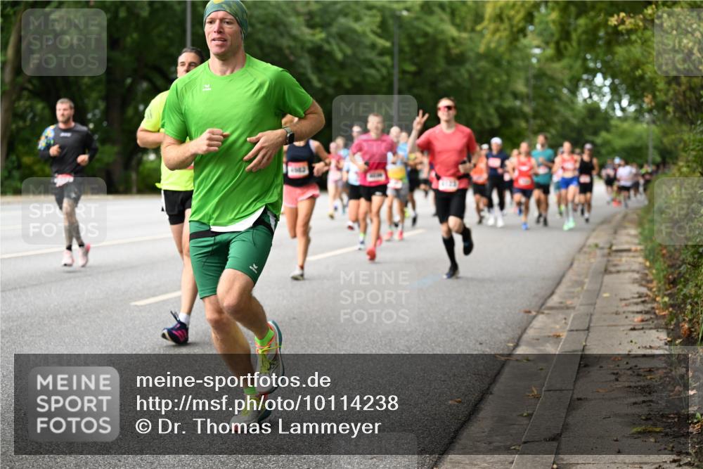 06.09.2026 - CURREX Alsterlauf Dr. Thomas Lammeyer http://msf.ph/oto/10114238 06.09.2026 09:07:10 Laufen  meine-sportfotos.de