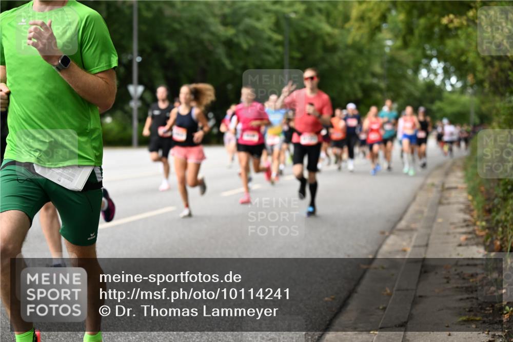 06.09.2026 - CURREX Alsterlauf Dr. Thomas Lammeyer http://msf.ph/oto/10114241 06.09.2026 09:07:10 Laufen  meine-sportfotos.de