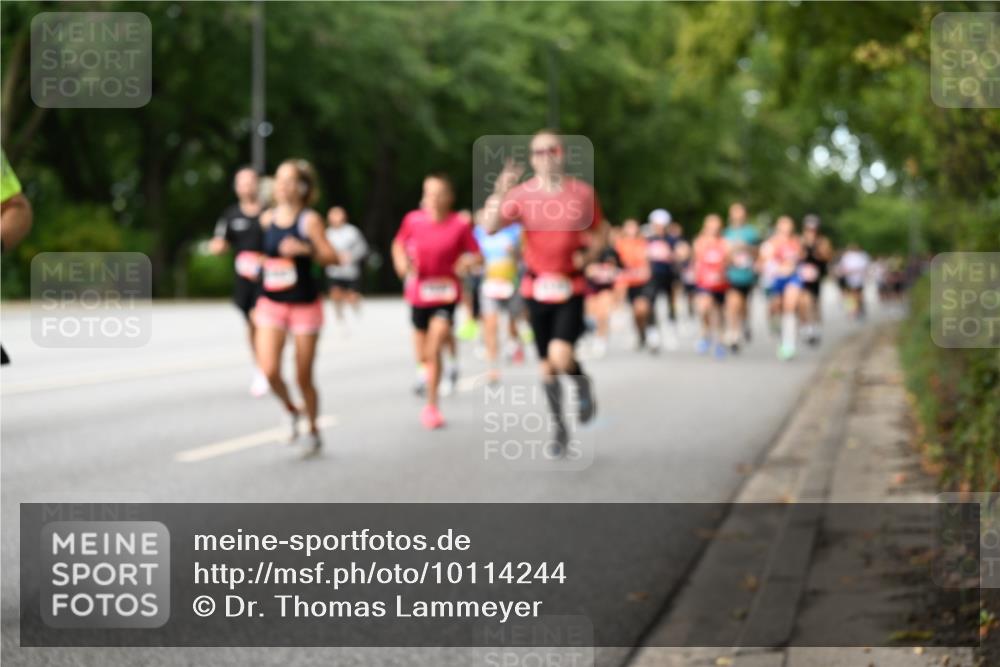 06.09.2026 - CURREX Alsterlauf Dr. Thomas Lammeyer http://msf.ph/oto/10114244 06.09.2026 09:07:10 Laufen  meine-sportfotos.de