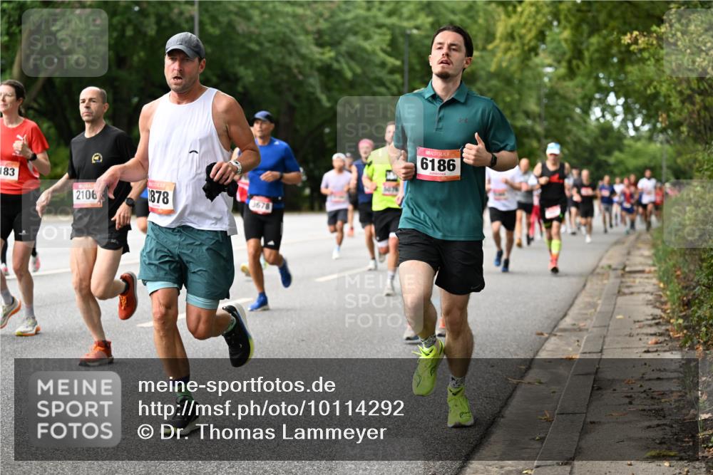06.09.2026 - CURREX Alsterlauf Dr. Thomas Lammeyer http://msf.ph/oto/10114292 06.09.2026 09:07:18 Laufen 183, 2106, 878, 3678, 6186 meine-sportfotos.de