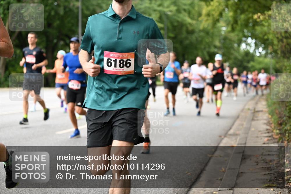 06.09.2026 - CURREX Alsterlauf Dr. Thomas Lammeyer http://msf.ph/oto/10114296 06.09.2026 09:07:18 Laufen 6186 meine-sportfotos.de