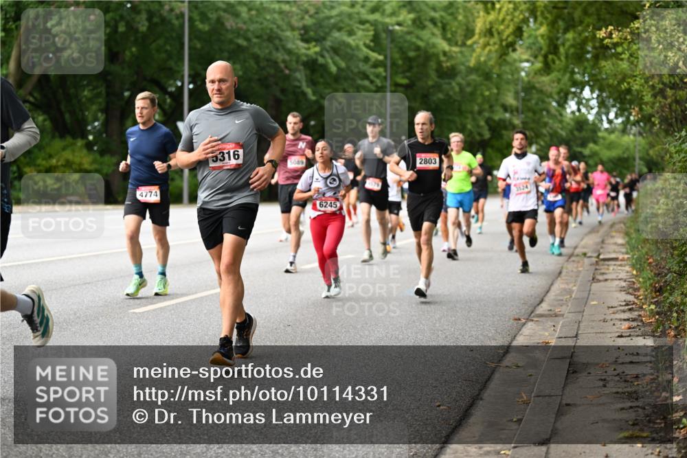 06.09.2026 - CURREX Alsterlauf Dr. Thomas Lammeyer http://msf.ph/oto/10114331 06.09.2026 09:07:24 Laufen 4774, 5316, 5089, 6245, 2803, 692, 35, 24 meine-sportfotos.de