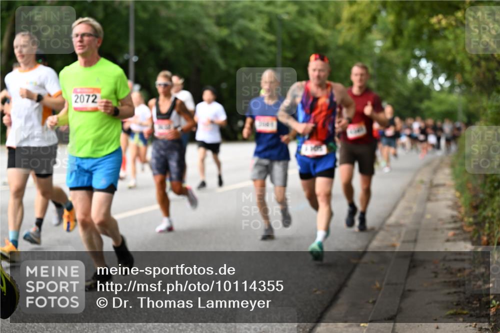 06.09.2026 - CURREX Alsterlauf Dr. Thomas Lammeyer http://msf.ph/oto/10114355 06.09.2026 09:07:27 Laufen 2072 meine-sportfotos.de