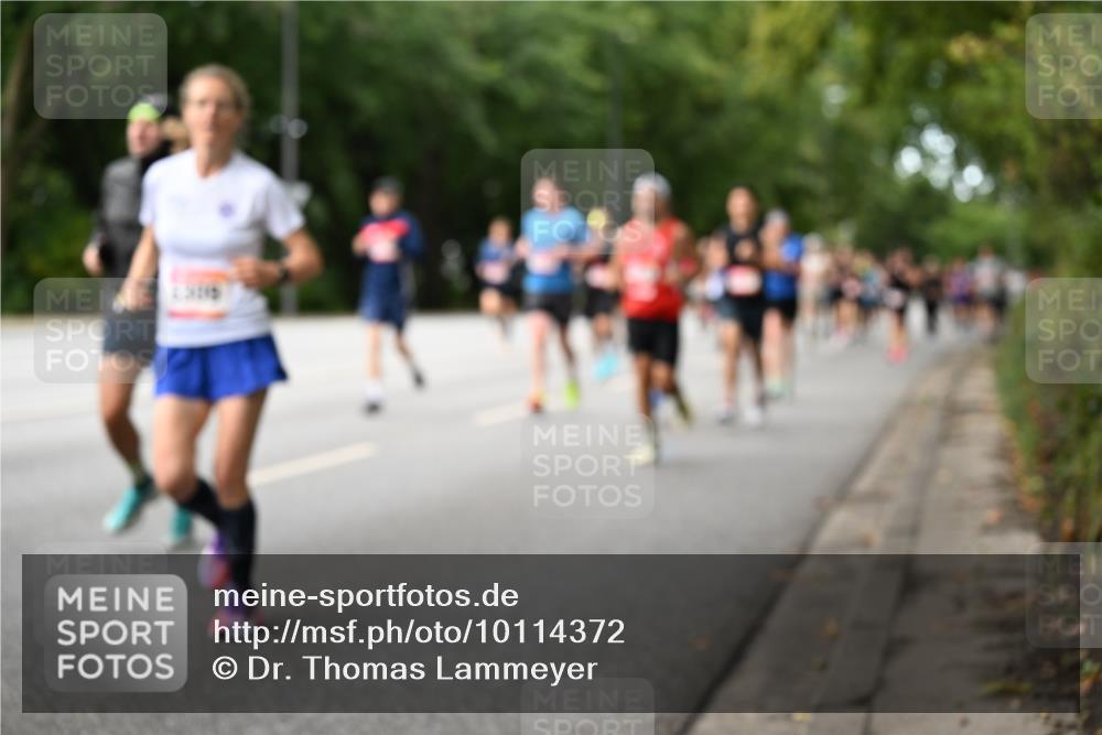 06.09.2026 - CURREX Alsterlauf Dr. Thomas Lammeyer http://msf.ph/oto/10114372 06.09.2026 09:07:30 Laufen  meine-sportfotos.de