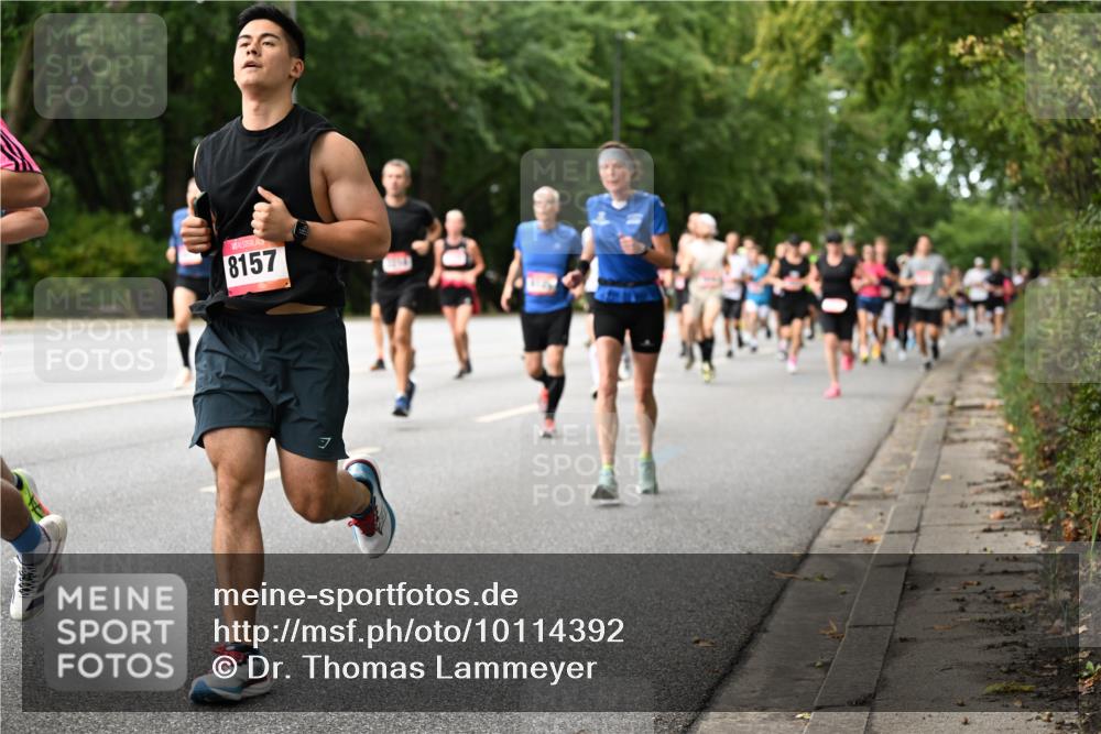 06.09.2026 - CURREX Alsterlauf Dr. Thomas Lammeyer http://msf.ph/oto/10114392 06.09.2026 09:07:33 Laufen 8157, 7 meine-sportfotos.de