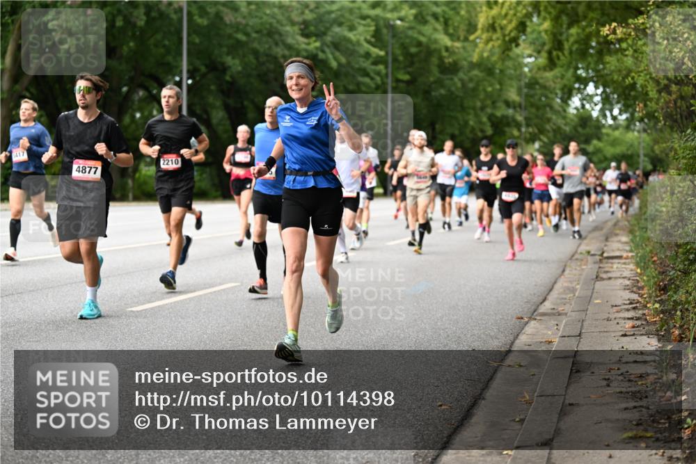 06.09.2026 - CURREX Alsterlauf Dr. Thomas Lammeyer http://msf.ph/oto/10114398 06.09.2026 09:07:33 Laufen 417, 4877, 2210 meine-sportfotos.de